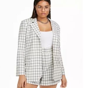 Plus Size Structured Blazer